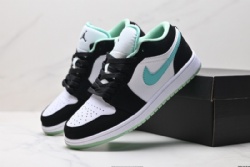 Nike Air Jordan 1 Low AJ