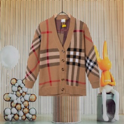 Burberry Knitted Sweater Coat