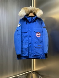 Canada Goose Expedition Parka, Unisex Style